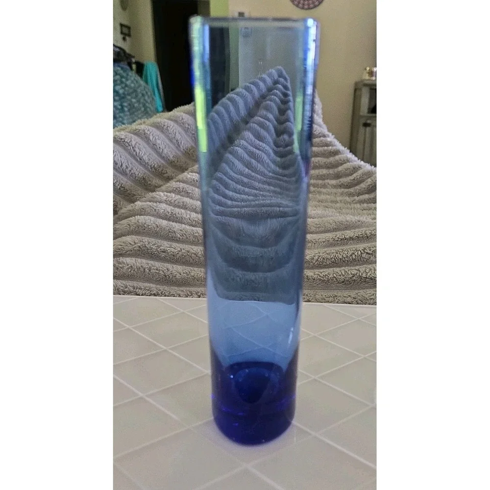 Libbey Cobalt Blue Glass Cylinder Bud flower Vase 7.5